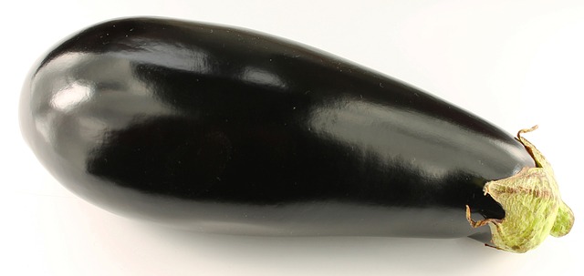 Bild på auberginefrukt